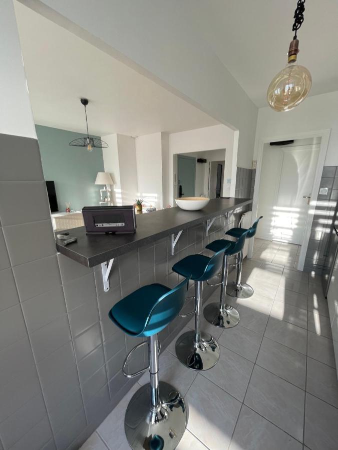 - 50m2 Au Calme, A Pieds Apartment *
