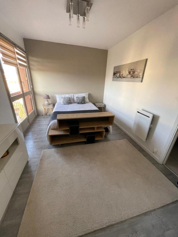 - 50m2 Au Calme, A Pieds Apartment *